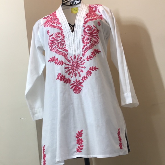 Roberta Roller Rabbit White & Pink Embroidered Tunic - Picture 7 of 9